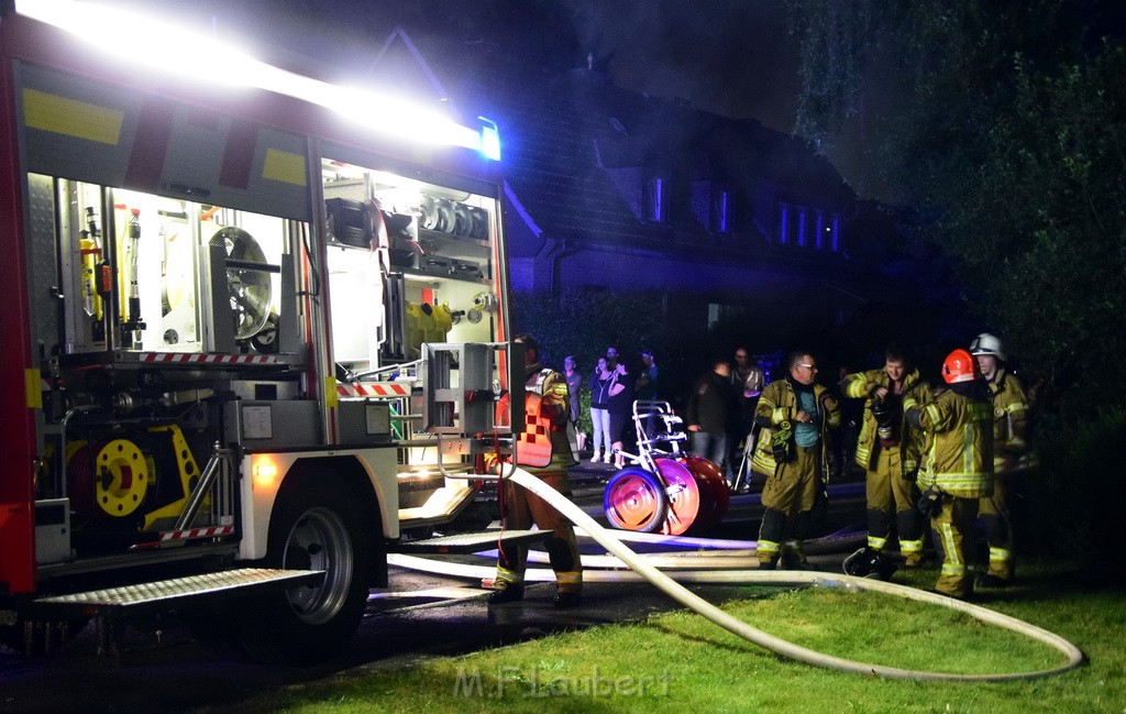 Grossfeuer Einfamilienhaus Siegburg Muehlengrabenstr P0037.JPG - Miklos Laubert